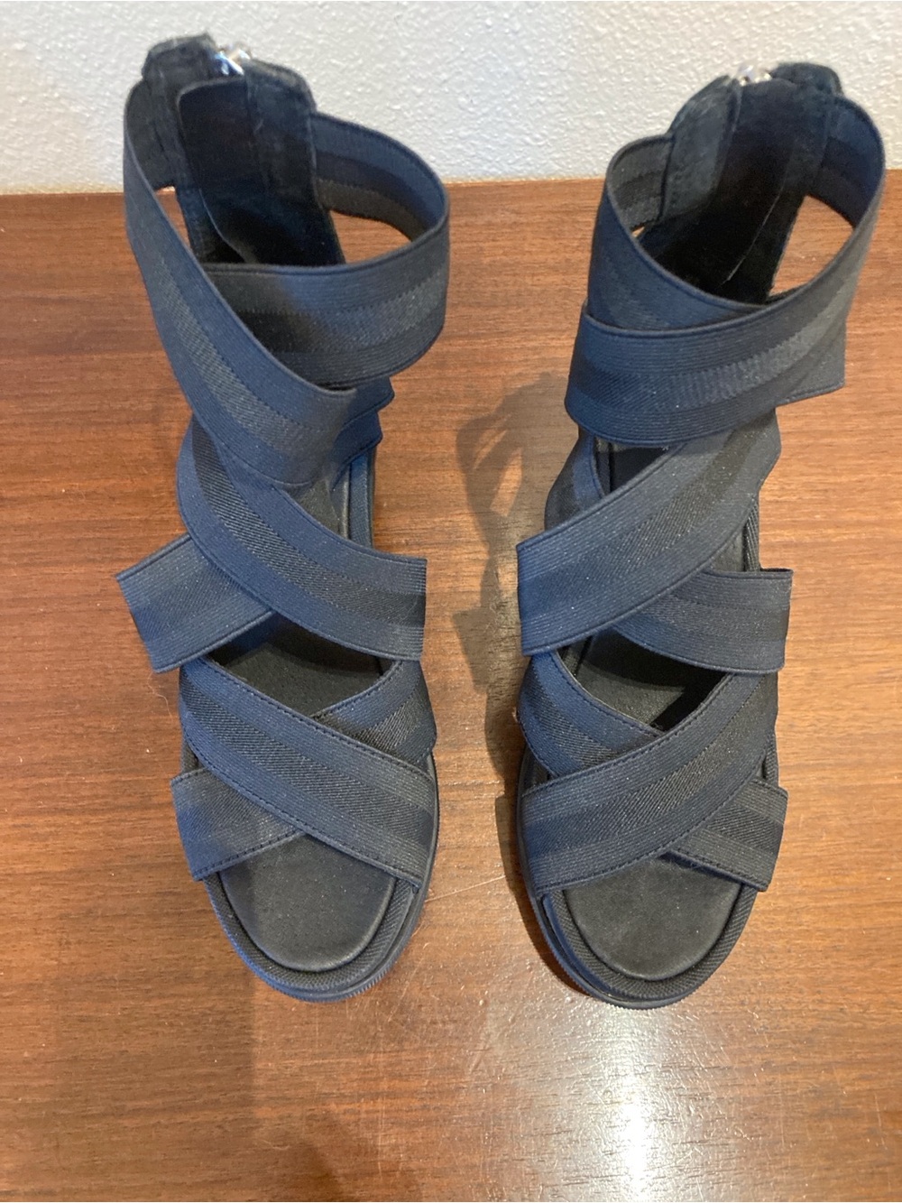 Sorel Black Crisscross Elastic Gladiator Sandals